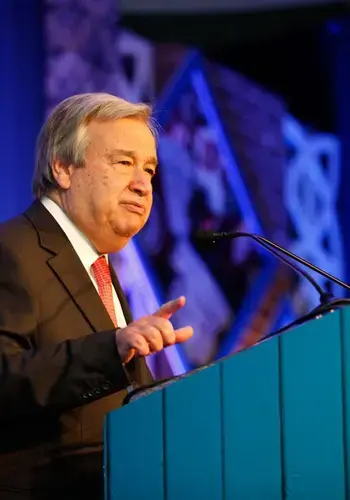 Antonio Guterres receives NDI&#039;s 2015 W. Averell Harriman Democracy Award.